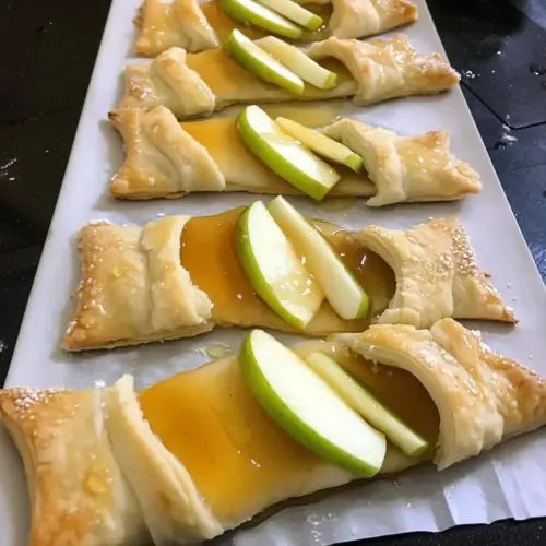 Apple brie appetizer